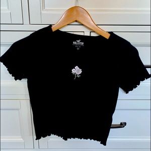 Hollister, baby tee, small (teen sizing)